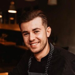 Chef Maciej Rękawek