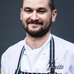 Szef kuchni Tomasz Wencek