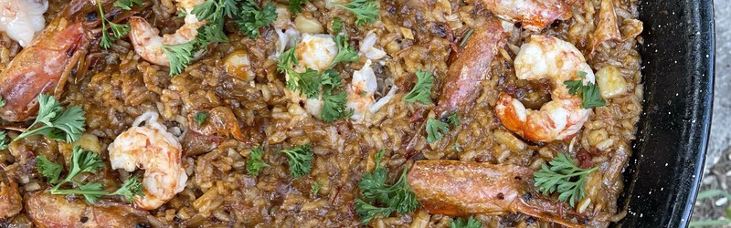 
                                                Paella