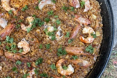 
                Paella